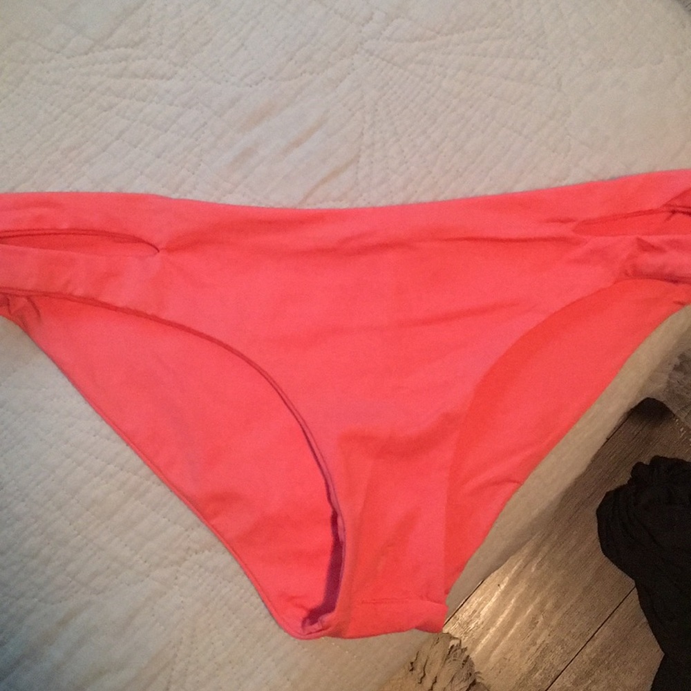 L space swim bottoms